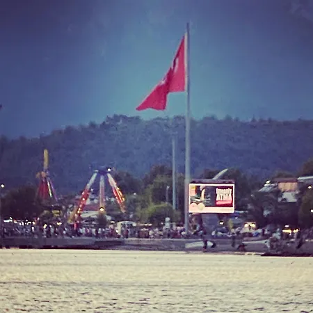 Casamora * Эдремит